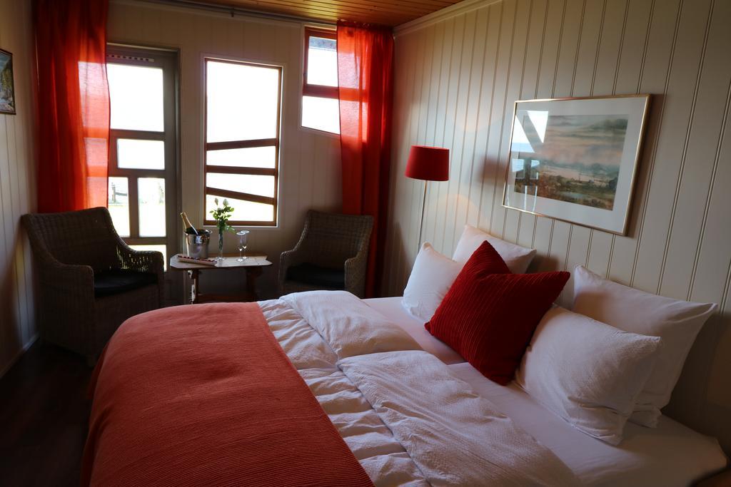 Brekkestranda Fjordhotel Brekke  Ngoại thất bức ảnh